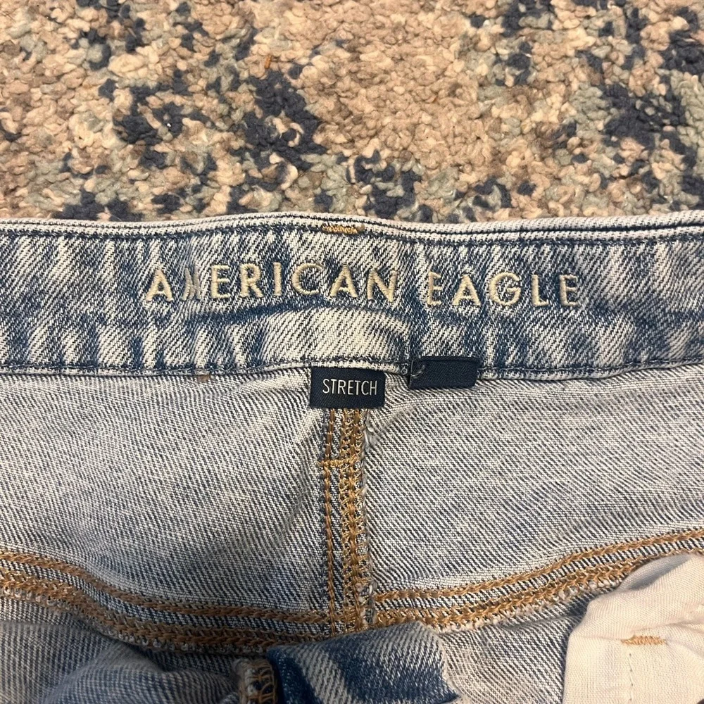American Eagle Curvy Straight Stretch Jeans Distressed Size 14 Short - Picture 2 of 4